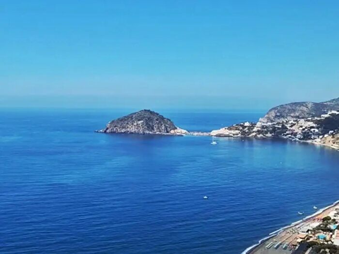 Appartamento bilocale in vendita in Via Pietra, Barano D'Ischia