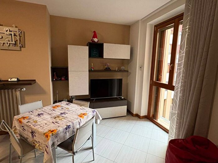 Appartamento bilocale in affitto in Via Milano, Saronno