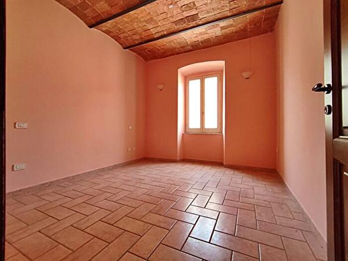 Appartamento trilocale in vendita in Castel Viscardo