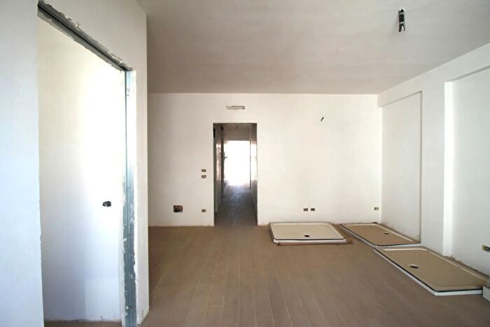 Appartamento trilocale in vendita in Via l Spagna Galatone Italia, Galatone