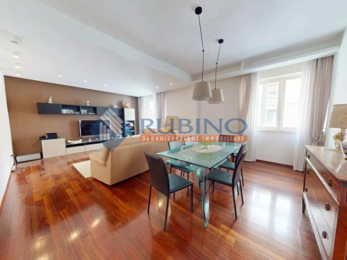Appartamento quadrilocale in vendita in Via Quintino Sella, Bari