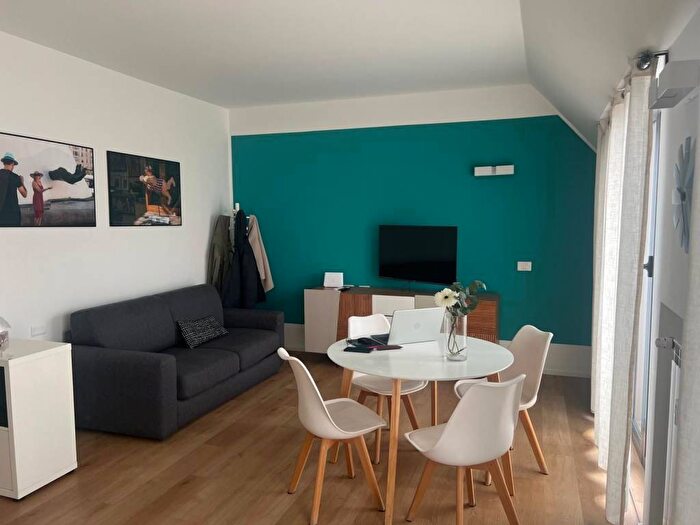 Appartamento bilocale in affitto in Via Pietro Andrea Saccardo, Lambrate, Milano