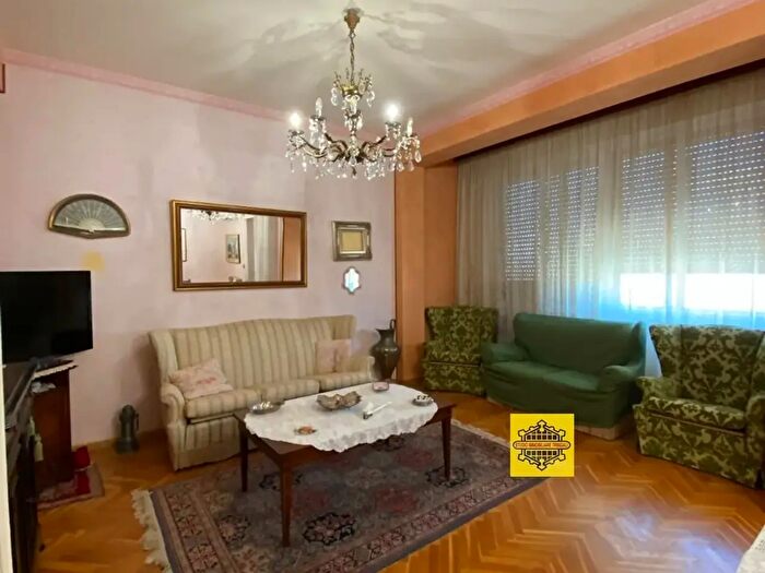 Appartamento con 7 locali in vendita in Vico Dolfi, Avola