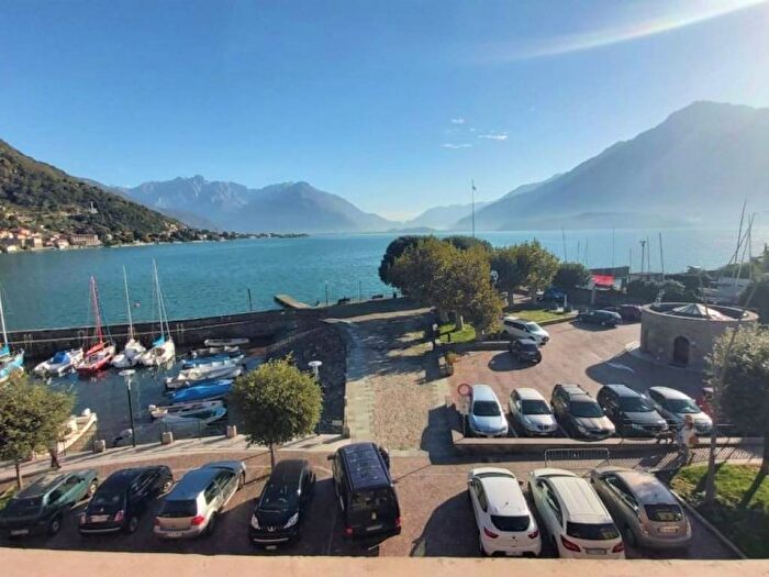 Appartamento bilocale in affitto in Viale Stampa, Gravedona, Gravedona ed Uniti