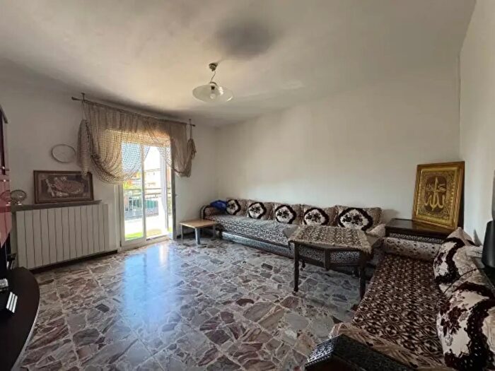 Appartamento trilocale in vendita in Vicolo Palma Il Vecchio, Romano Di Lombardia