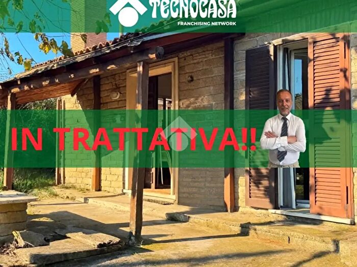 Appartamento trilocale in vendita in Villa Via delle Vigne, Anguillara Sabazia