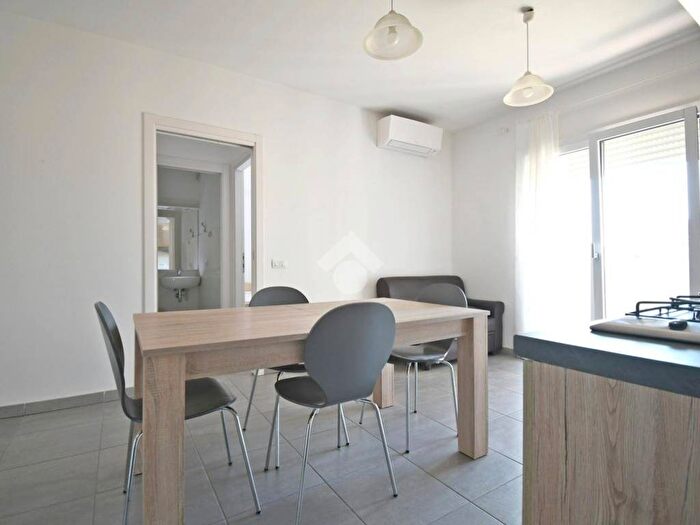 Appartamento quadrilocale in affitto in Via Is Corrias, Selargius