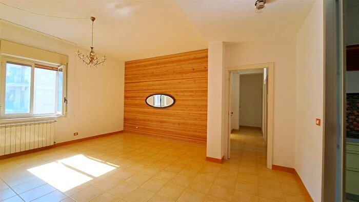 Appartamento quadrilocale in vendita in Corso Raffaello Mascalucia, Mascalucia