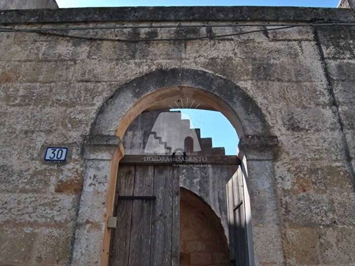 Casa trilocale in vendita in Via di Sotto, Montesardo, Alessano