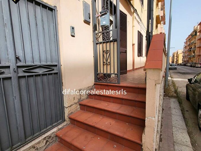 Appartamento trilocale in affitto in Via Alessandro Manzoni, Via Imera V della Vittoria Via Dante A, Agrigento