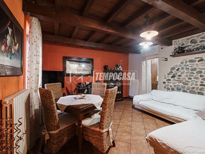 Casa trilocale in vendita in Via Martiri della Libertà, Fontevivo