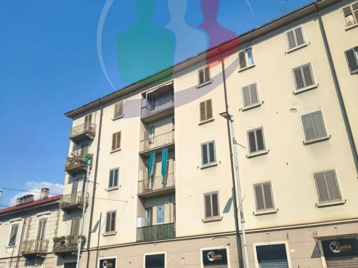 Appartamento trilocale in vendita in Torino