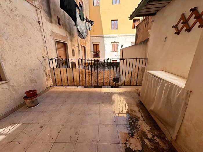 Appartamento trilocale in vendita in Via Custonaci, Trapani