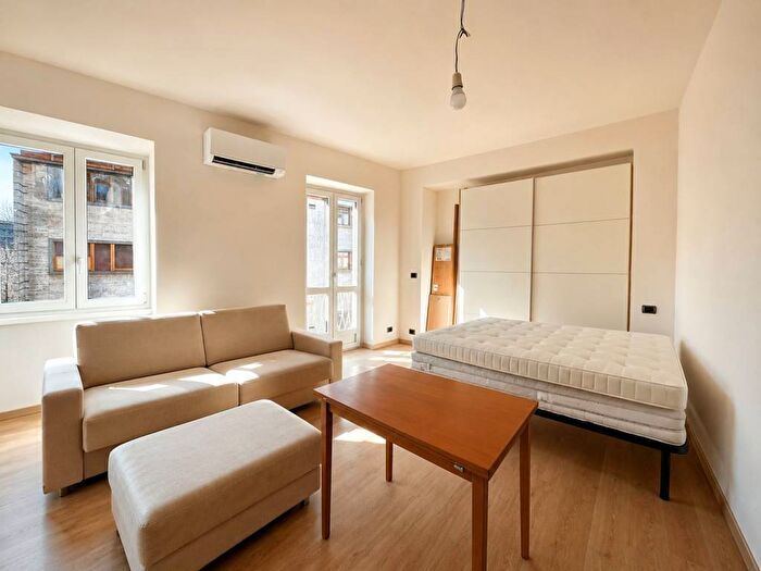 Appartamento monolocale in affitto in Via Nizza, San Salvario Baretti, Torino