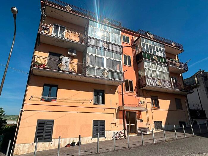 Appartamento trilocale in affitto in Via San Vincenzo de' Paoli, Centro, Potenza