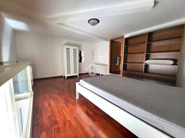 Appartamento quadrilocale in affitto in Via SantAnna dei Lombardi, Centro Storico, Napoli