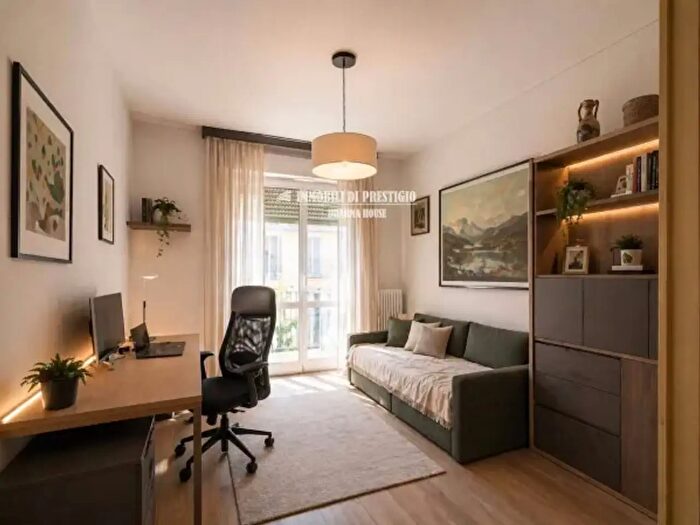Appartamento trilocale in vendita in Piazza Napoli, Milano
