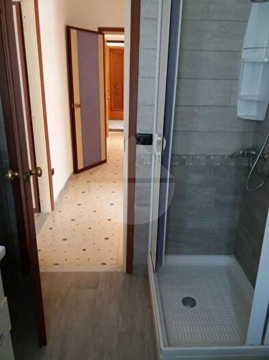 Appartamento con 5 locali in affitto in Minturno