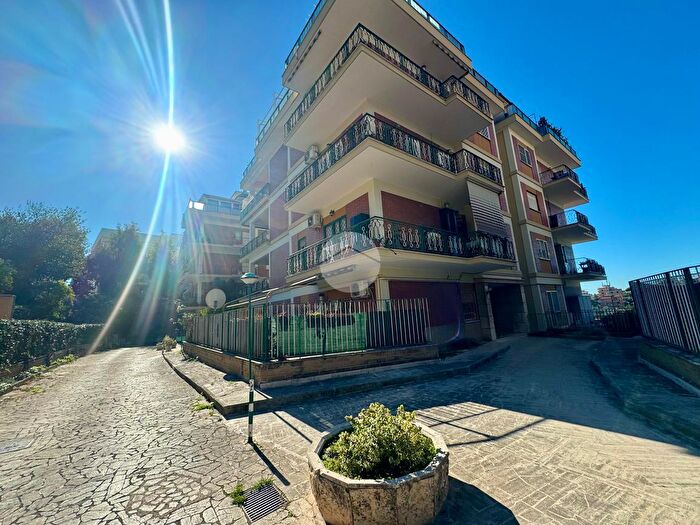 Appartamento bilocale in vendita in Via Licciana Nardi, Roma