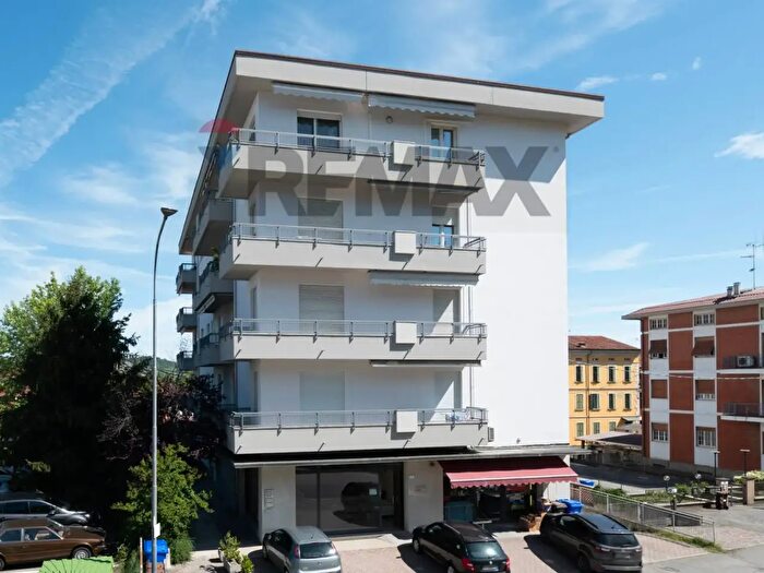 Appartamento quadrilocale in vendita in Via Solferino, Fornovo Di Taro