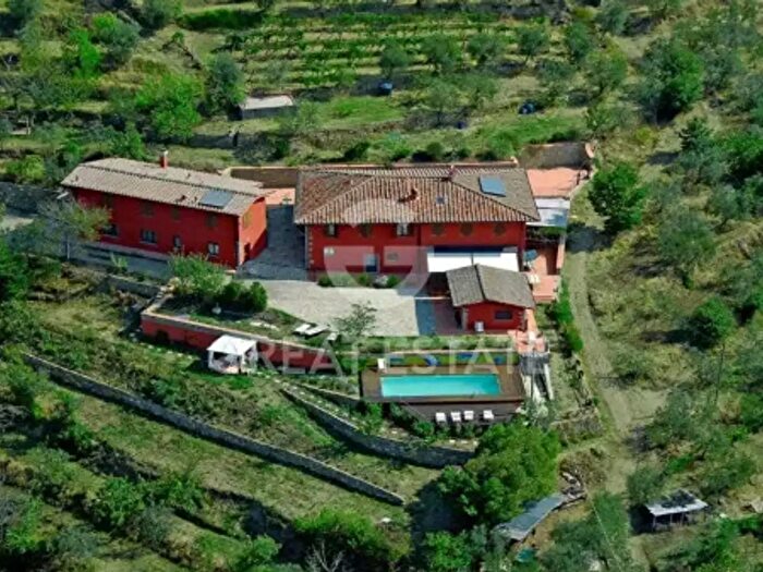 Casa con 6 locali in vendita in Via Rantigioni, Castelfranco Piandiscò