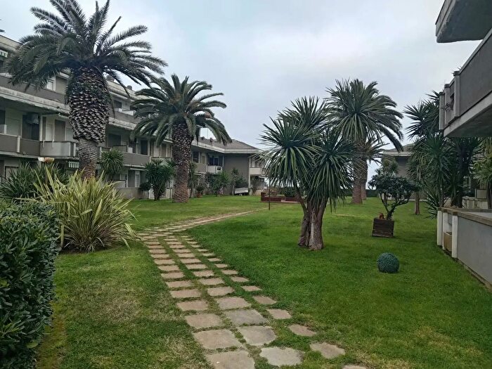 Appartamento trilocale in affitto in Via Leonardo da Vinci, Silvi