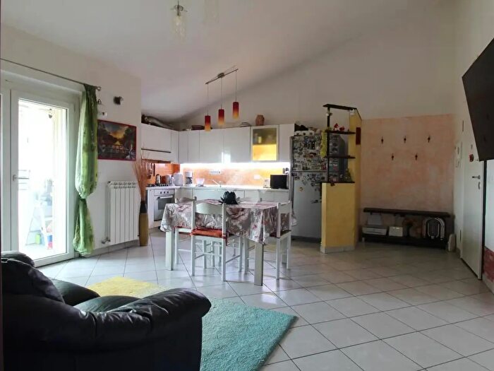 Appartamento trilocale in vendita in Via San Marco, Teramo