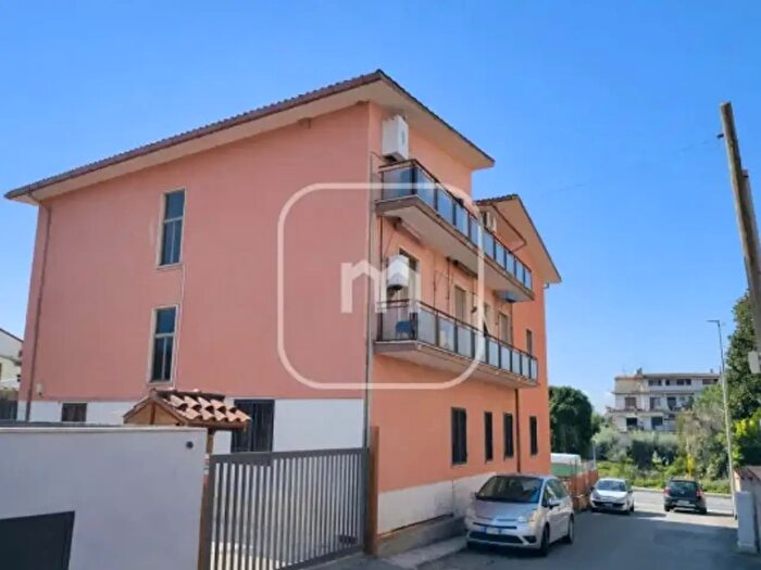 Appartamento trilocale in vendita in Via del Fosso dellOsa, Roma