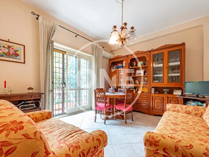 Appartamento bilocale in vendita in Via delle Rose, Roma