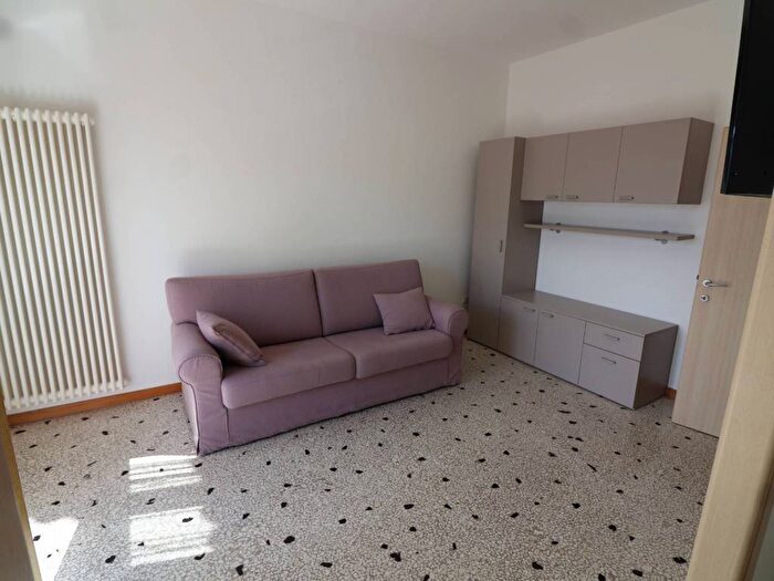 Appartamento quadrilocale in affitto in Via Visinoni, Zelarino, Venezia