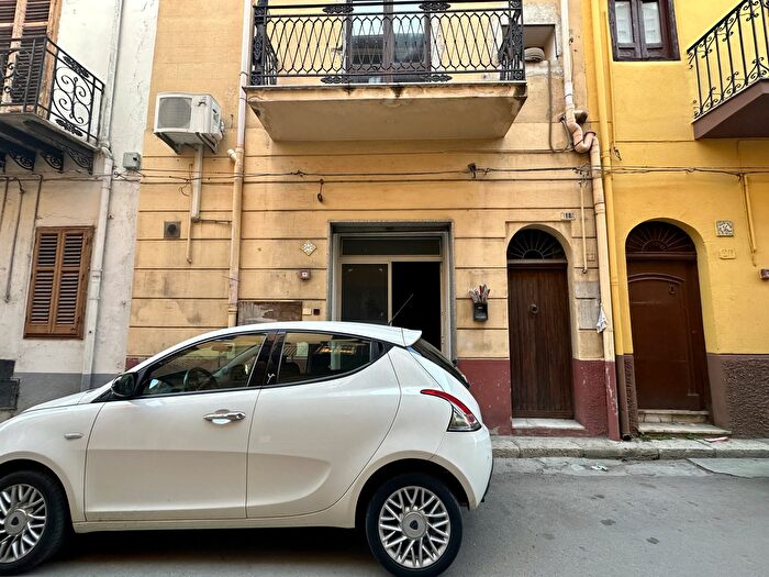 Appartamento monolocale in vendita in Partinico Via Roma, Partinico