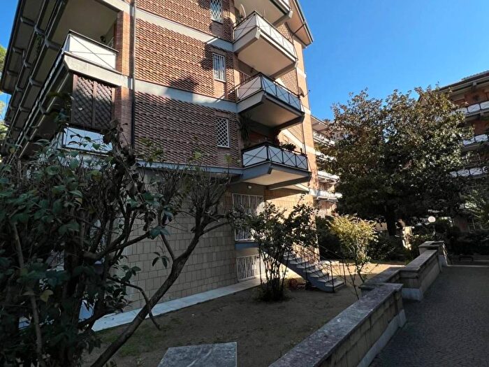 Appartamento bilocale in affitto in Via di Vigna Murata, Tintoretto, Roma