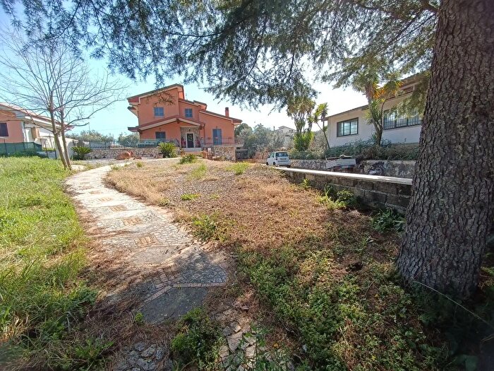 Casa con 5 locali in vendita in Via Arrigo Boito, Zagarolo