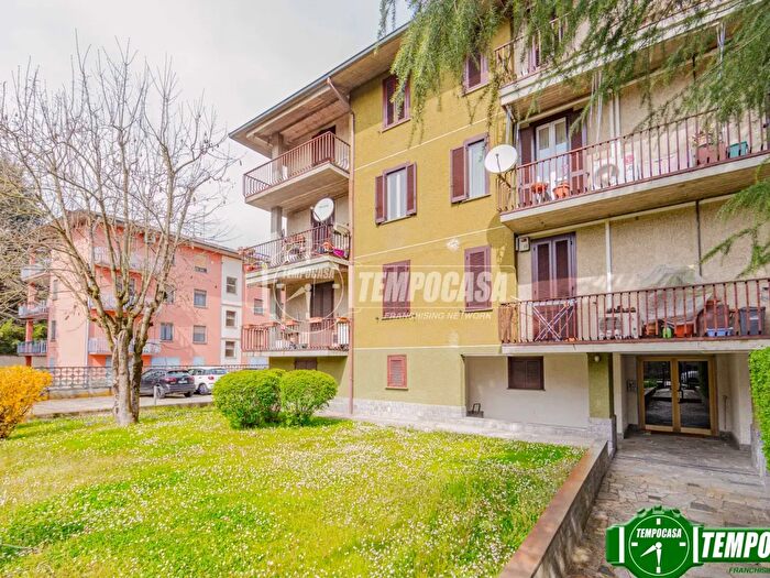 Appartamento trilocale in vendita in Via Rotta, Travaco Siccomario