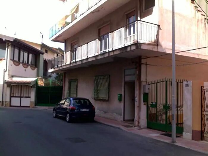 Appartamento con 7 locali in vendita in Milazzo