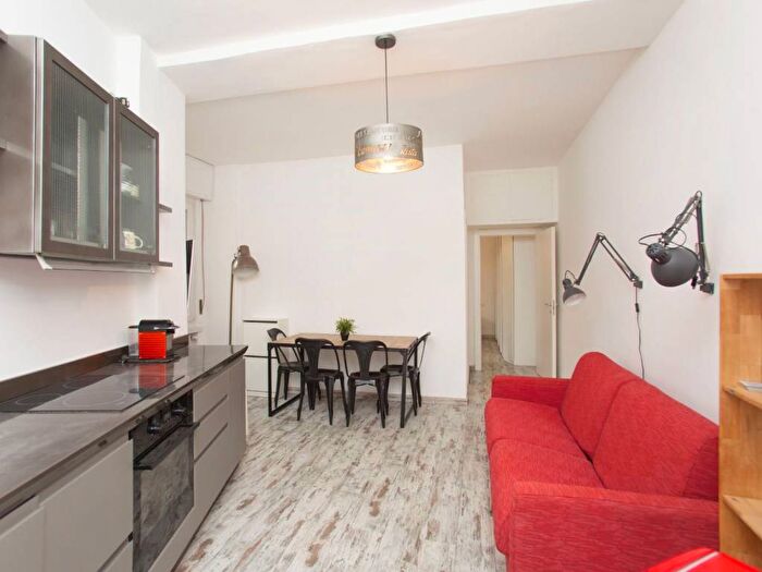 Appartamento bilocale in affitto in Via Guglielmo Pepe, Isola, Milano