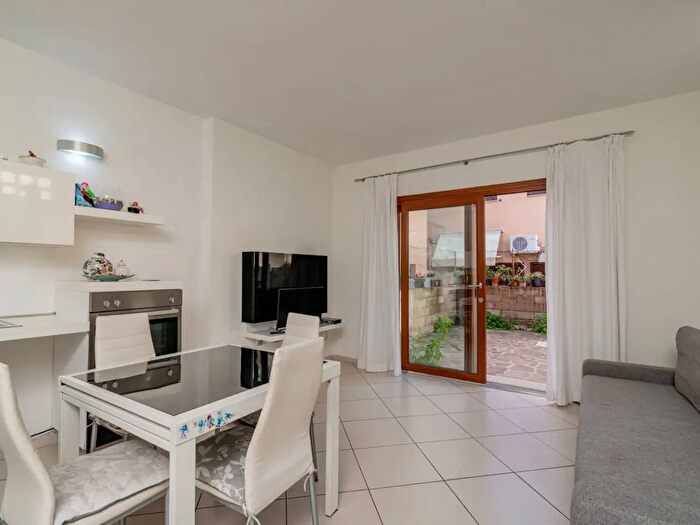 Casa quadrilocale in vendita in Via Nuoro, Golfo Aranci