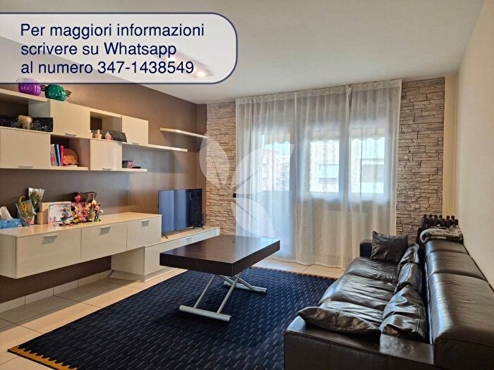 Appartamento trilocale in affitto in Via Enrico Scarabelli Zunti, San Lazzaro, Parma