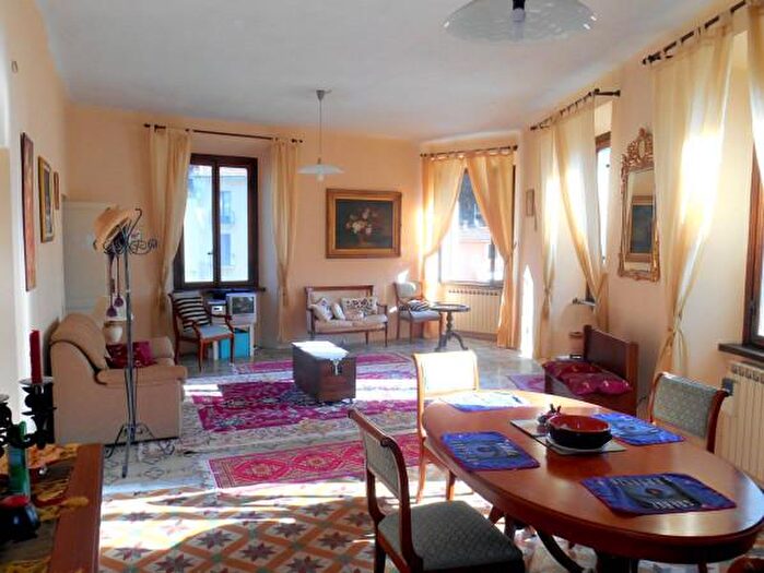 Appartamento quadrilocale in vendita in Bagni Di Lucca