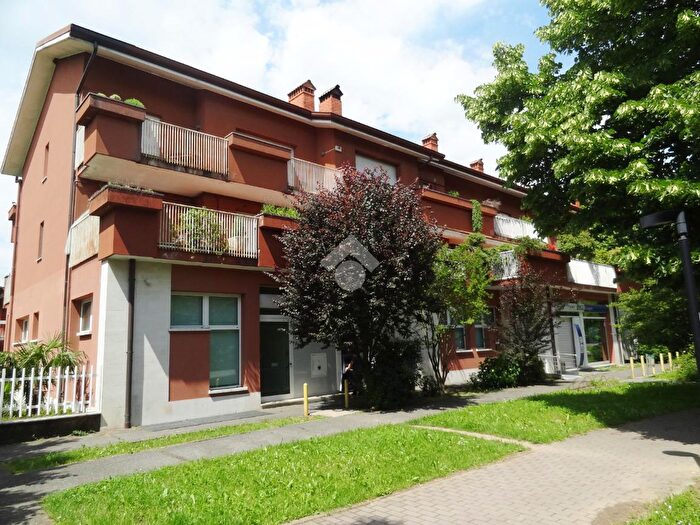 Appartamento bilocale in vendita in Via Alessandrini, Bussero