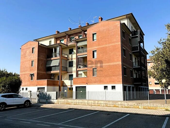 Appartamento trilocale in vendita in Via Alcide De Gasperi, Castelfranco Emilia