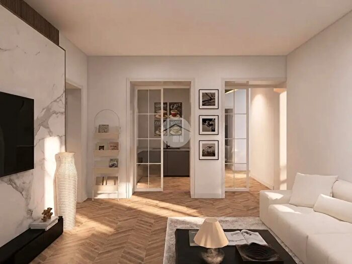 Appartamento quadrilocale in vendita in Via Federico Confalonieri, Roma