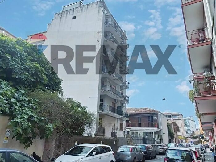 Appartamento trilocale in vendita in Via fra Liberato, Catania