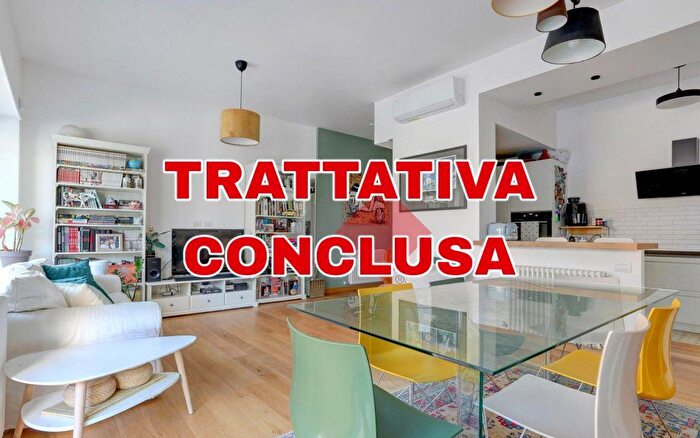 Appartamento quadrilocale in vendita in Via San Godenzo, Roma