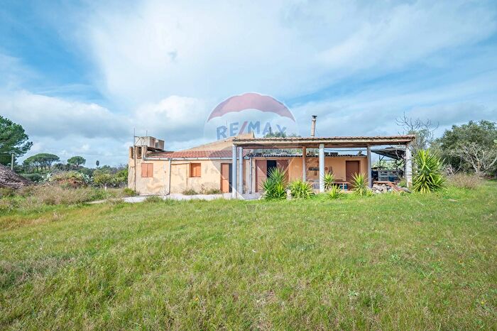 Casa con 6 locali in vendita in Contrada Piano Evoli Costa Baira Sp Snc, Caltagirone