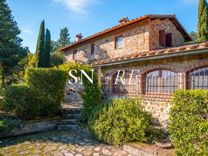 Casa con 6 locali in vendita in Via di Belvedere, Suvereto