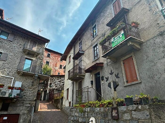 Appartamento trilocale in vendita in Via Glere, Bienno