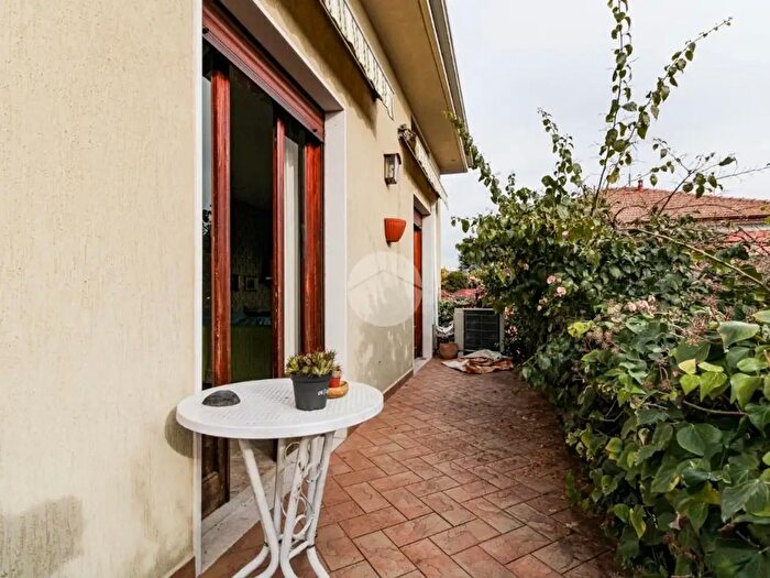 Appartamento quadrilocale in vendita in Via Giosuè Carducci, Toscolano Maderno