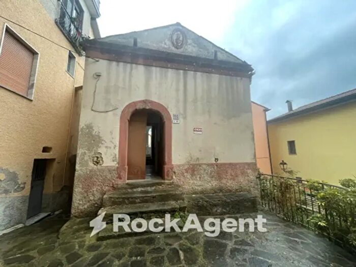 Appartamento trilocale in vendita in Vicolo Caruso, Altavilla Silentina