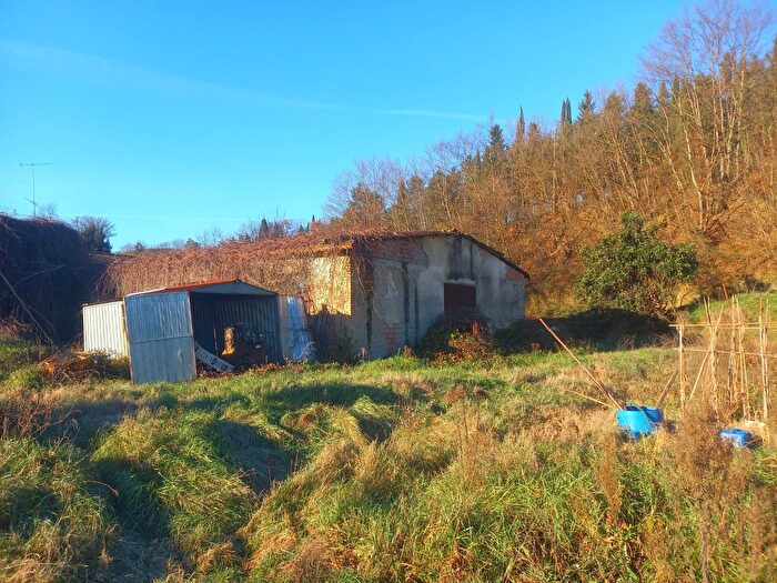 Casa con 10 locali in vendita in Castelfiorentino